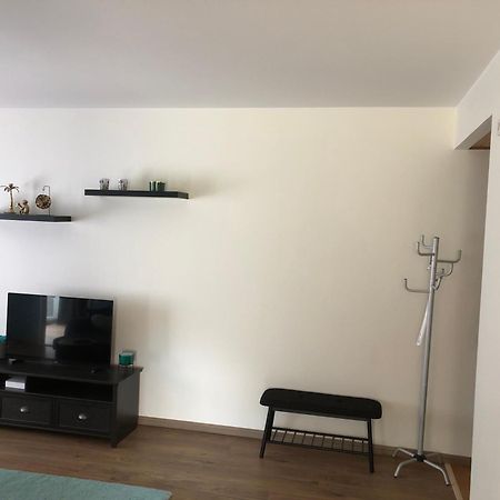 Kalevite Kodu 2-Toaline Apartment! Kuressaare Extérieur photo