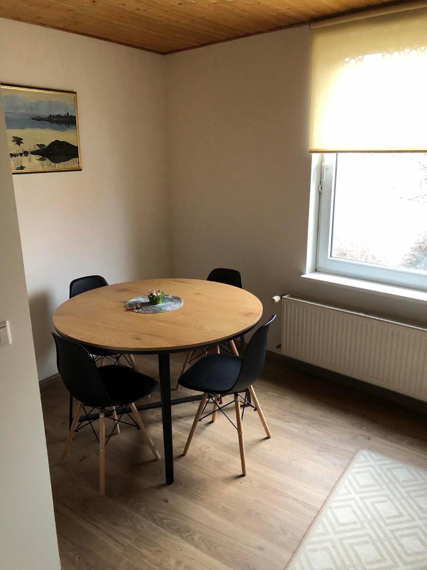 Kalevite Kodu 2-Toaline Apartment! Kuressaare Extérieur photo